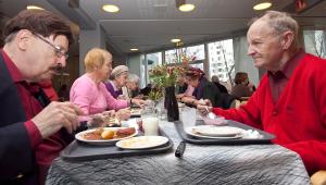 Uusi laatusuositus kannustaa terveeseen ja toimintakykyiseen ikääntymiseen